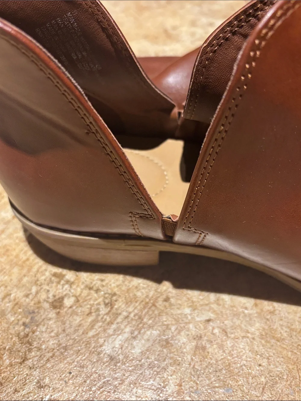 Universal thread Women’s Brown Slip-On Leather Shoes